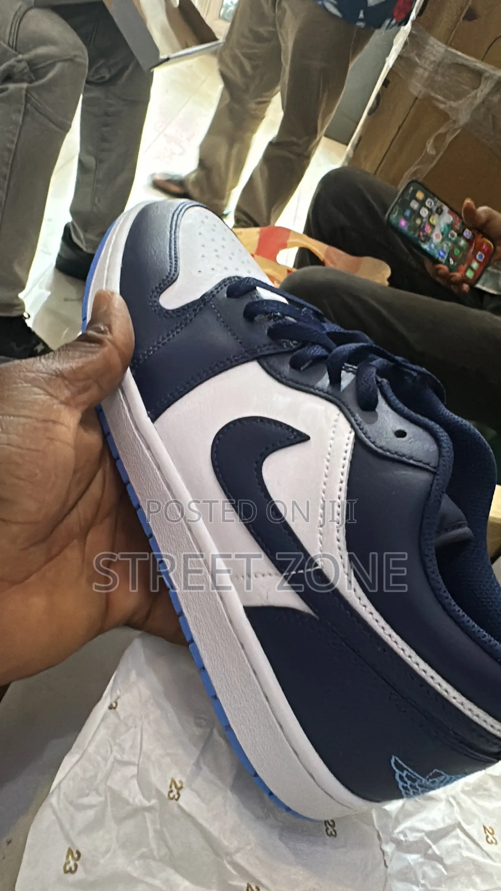 Nike Sneaker
