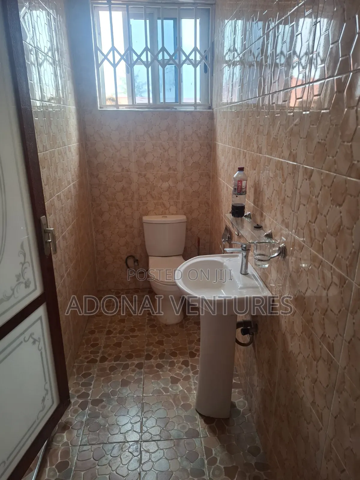 2bdrm Apartment in Sokoban Apaaso, Kumasi Metropolitan for rent