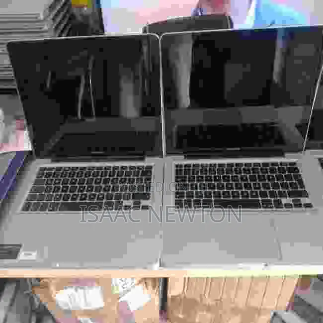 Laptop Apple MacBook 2012 4GB Intel Core i5 HDD 16 GB