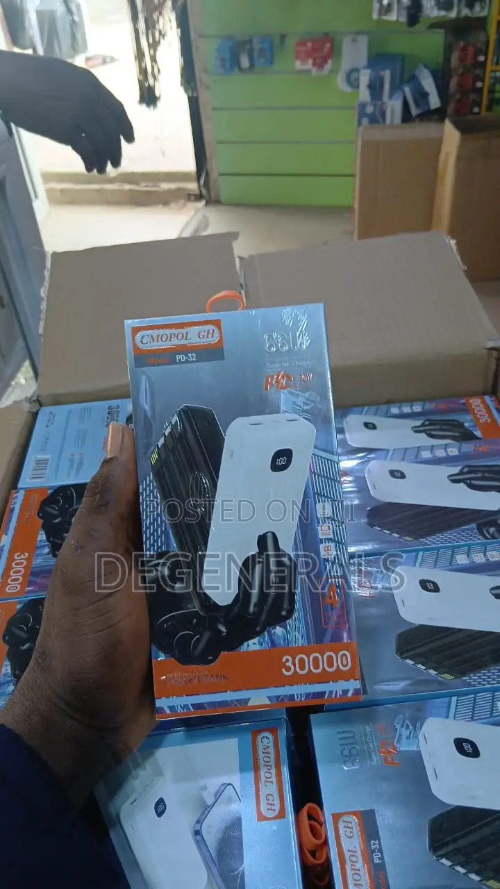Cmopol Gh Power Bank (Model: Pd-32).
