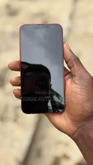 Apple iPhone 13 128 GB Red
