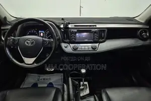 Toyota RAV4 Limited AWD 2019 White