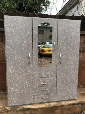 Brand New Large 3-in-1 Wardrobe (Payment on Delivery)