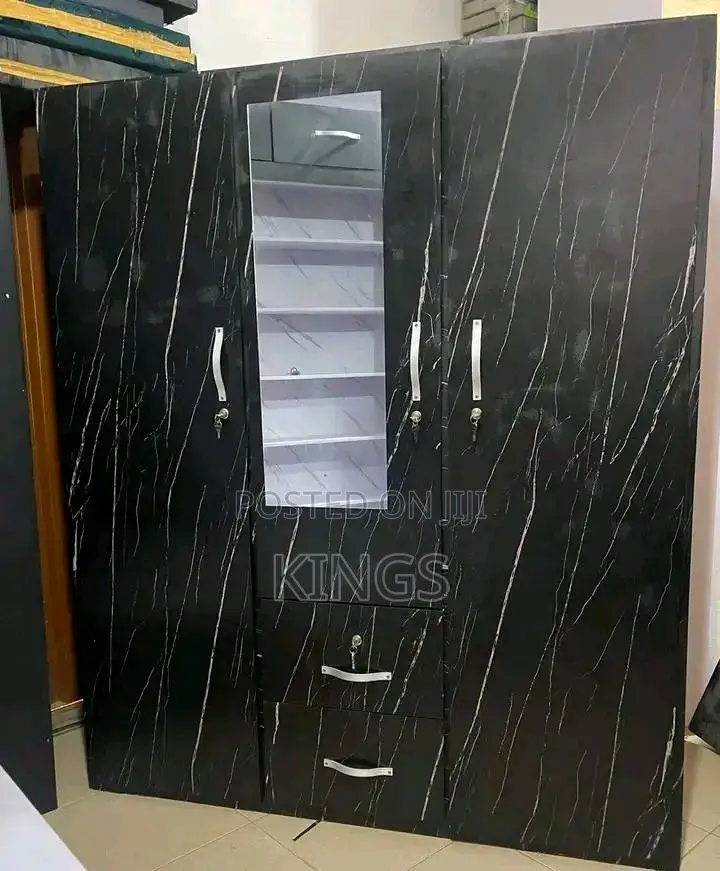 Brand New Large 3-in-1 Wardrobe (Payment on Delivery)