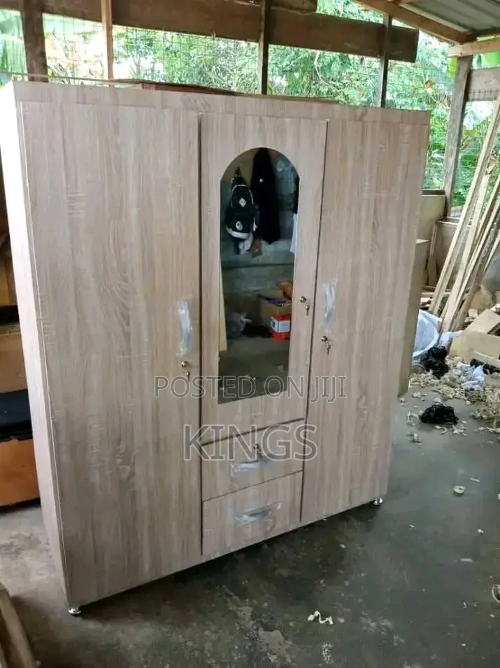 Brand New Large 3-in-1 Wardrobe (Payment on Delivery)