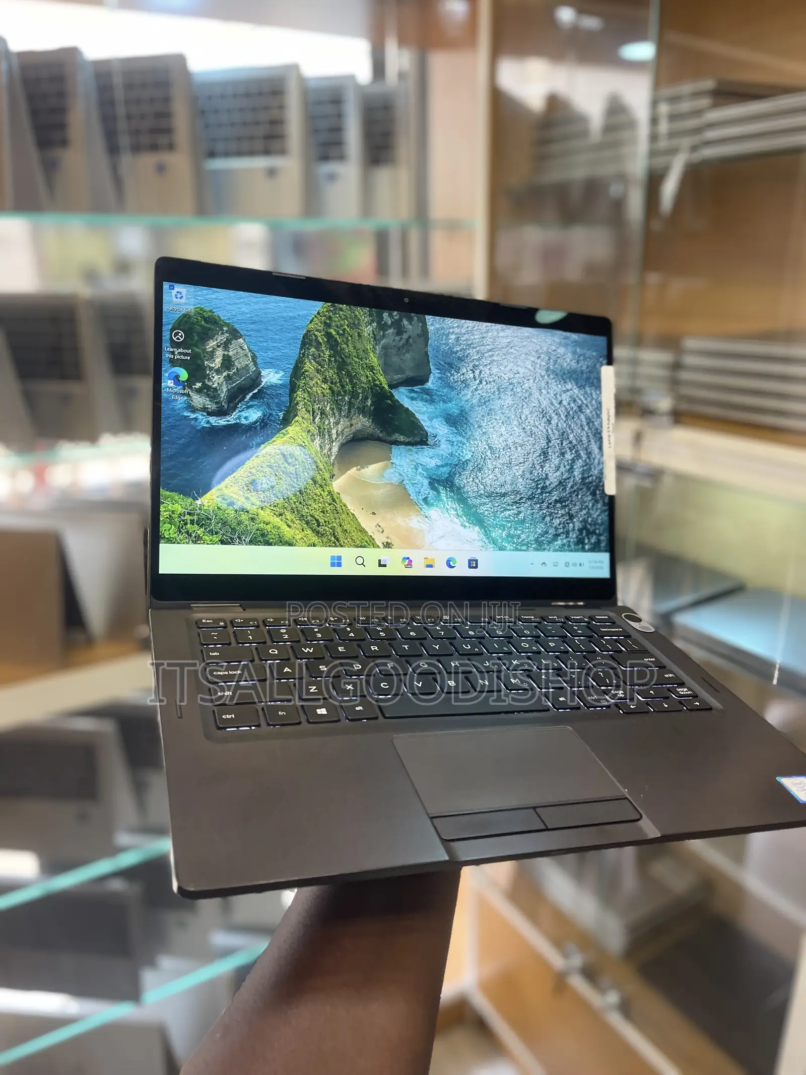 Laptop Dell Latitude 5300 2-in-1 8GB Intel Core i7 SSD 256GB