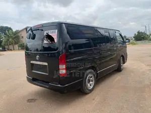 Toyota HiAce 2008 Black