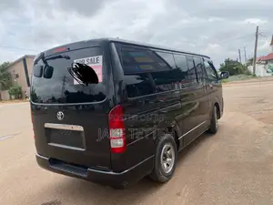 Toyota HiAce 2008 Black