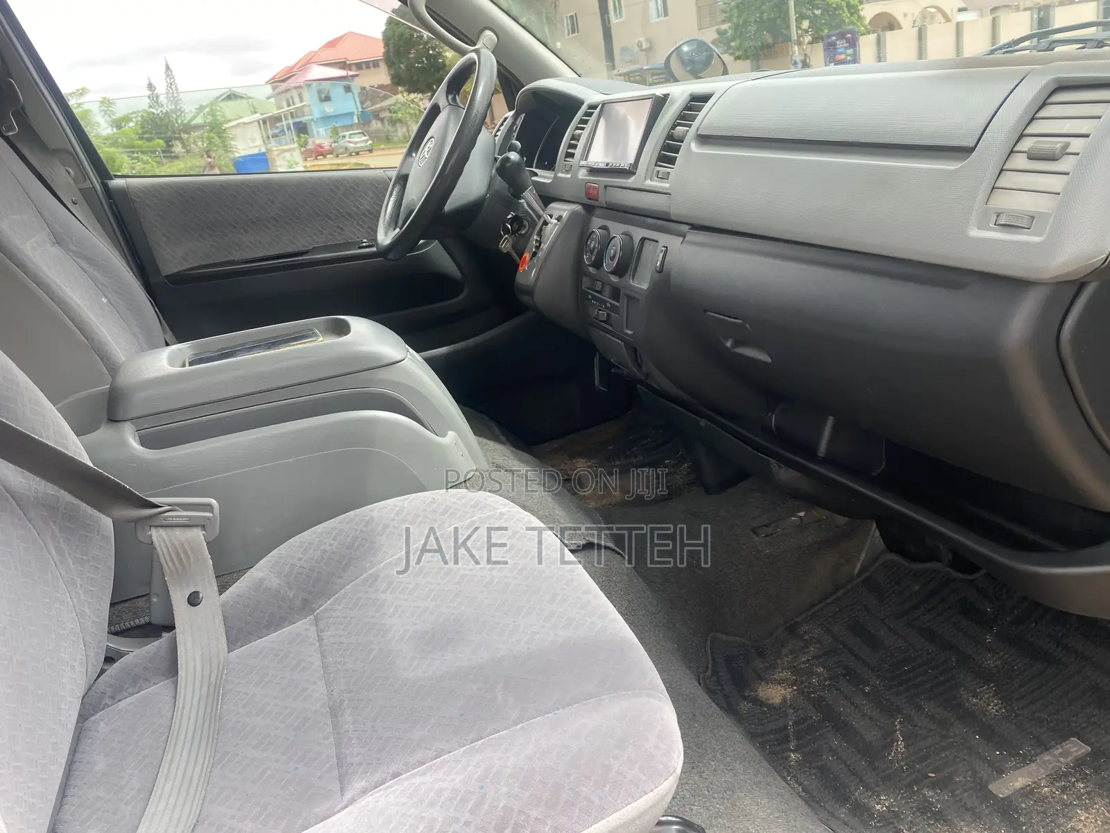 Toyota HiAce 2008 Black