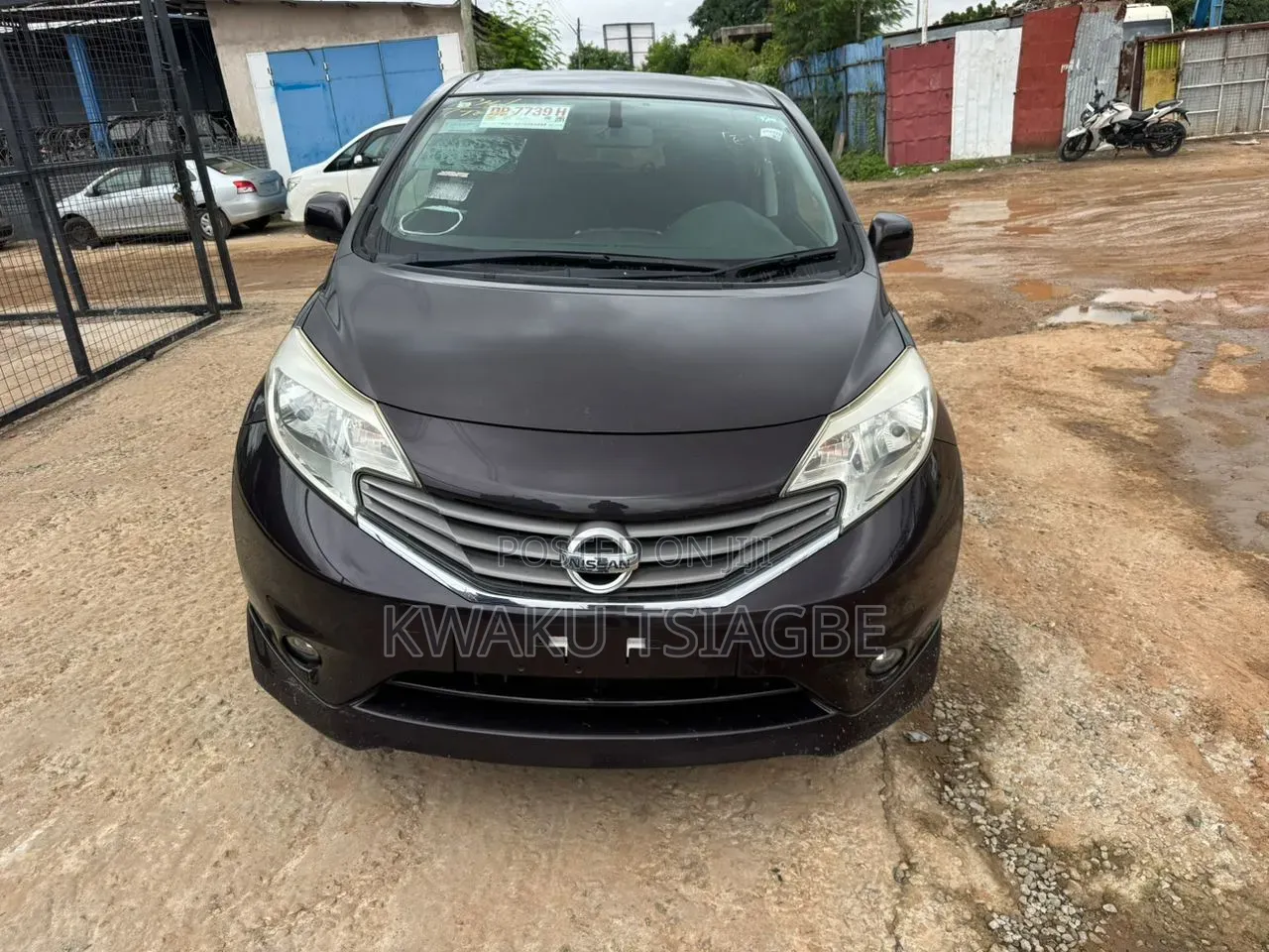 Nissan Note 2013 Purple