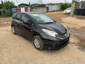 Nissan Note 2013 Purple
