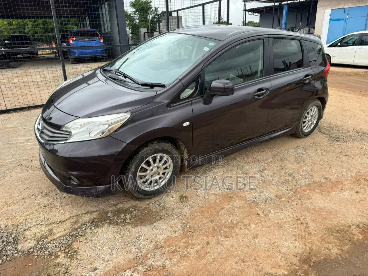 Nissan Note 2013 Purple
