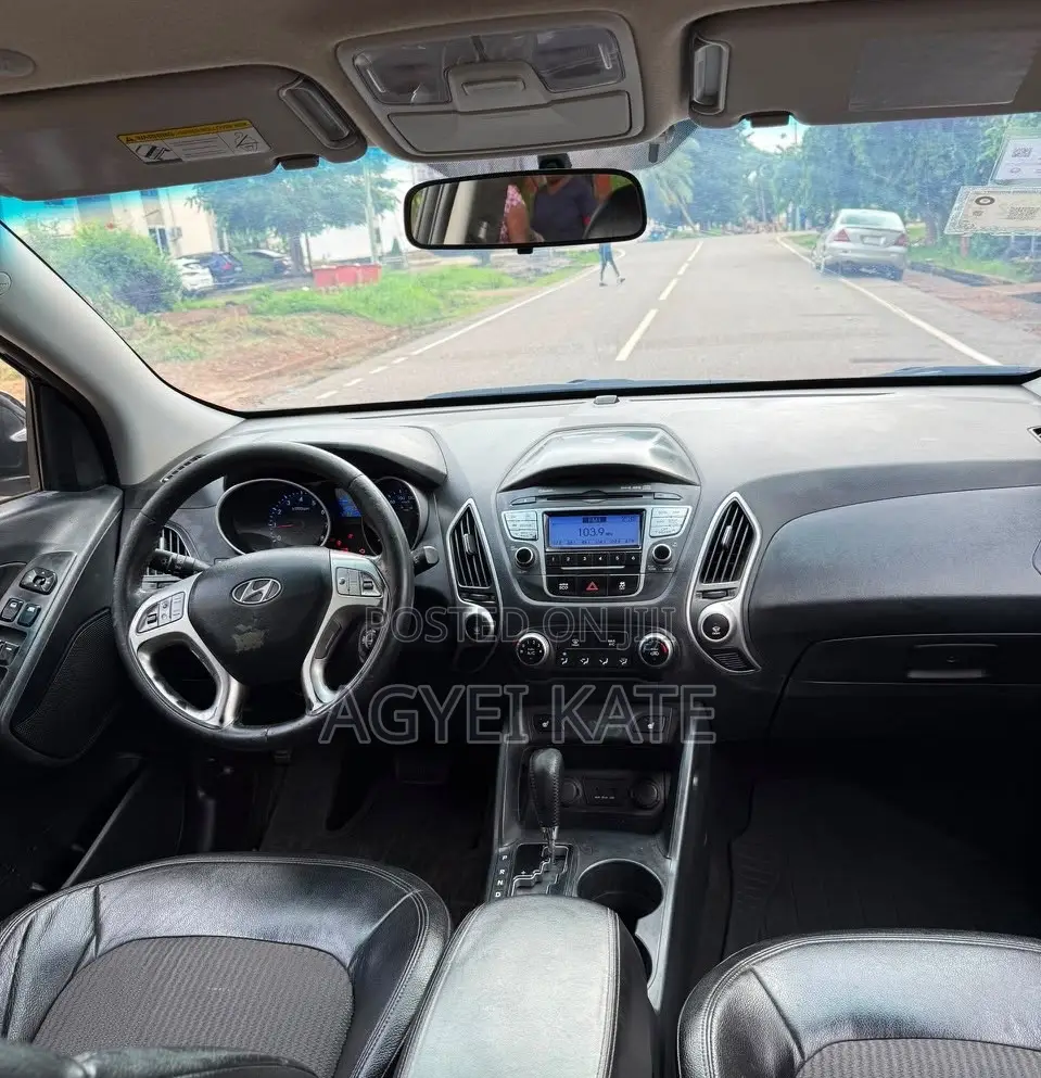 Hyundai Tucson Limited AWD 2013 Black