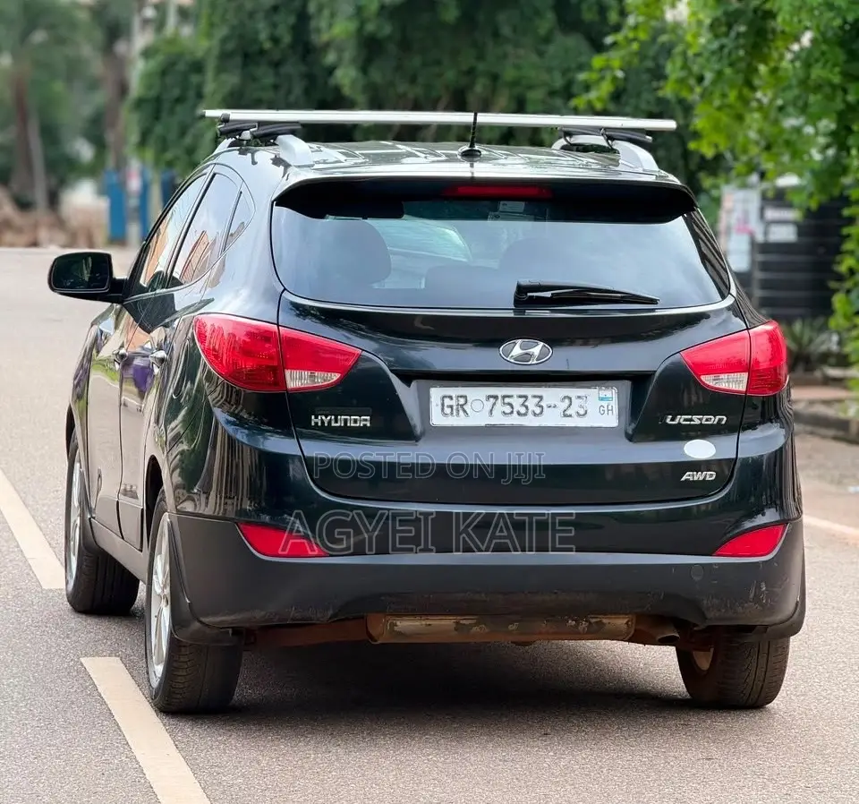 Hyundai Tucson Limited AWD 2013 Black