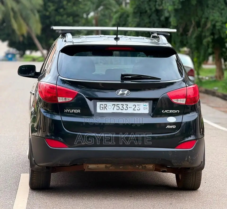 Hyundai Tucson Limited AWD 2013 Black