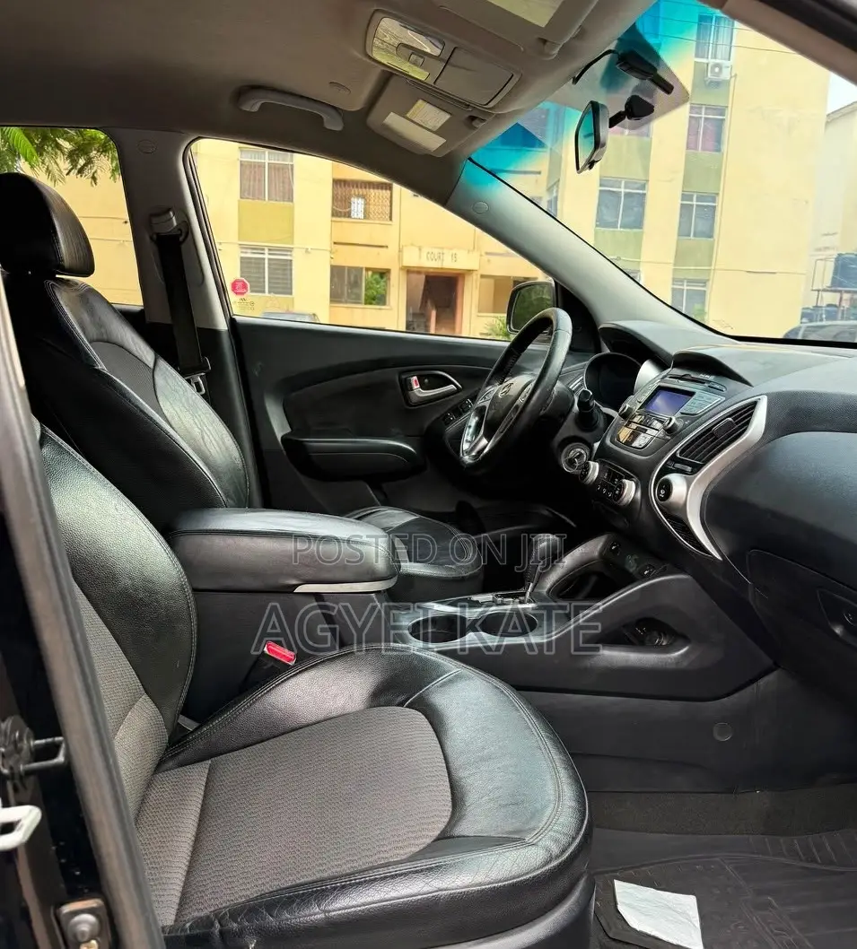 Hyundai Tucson Limited AWD 2013 Black