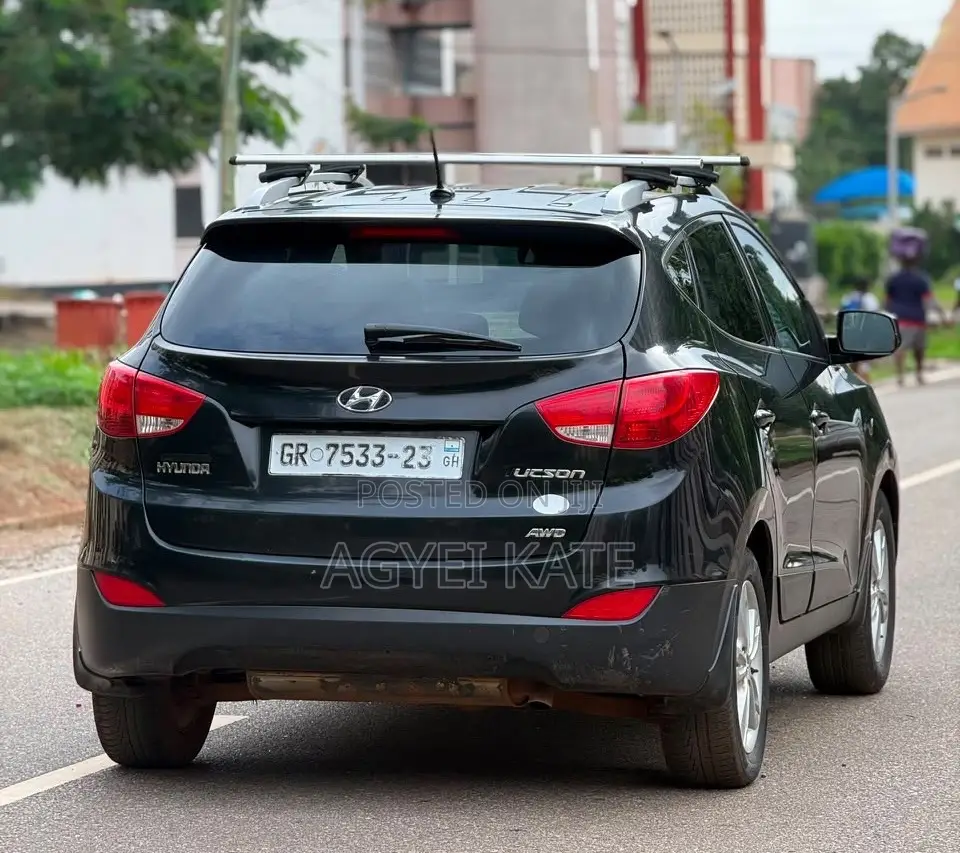 Hyundai Tucson Limited AWD 2013 Black
