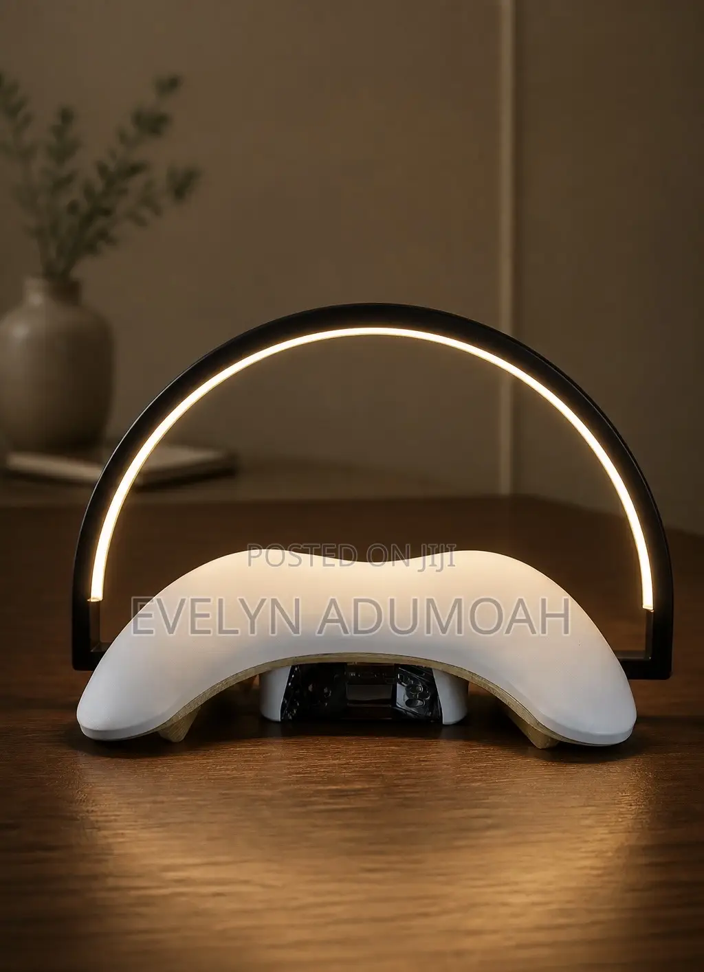 Modern Usb-Powered Half Moon Led Table Nail Lamp