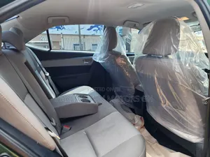 Toyota Corolla 2016 Green