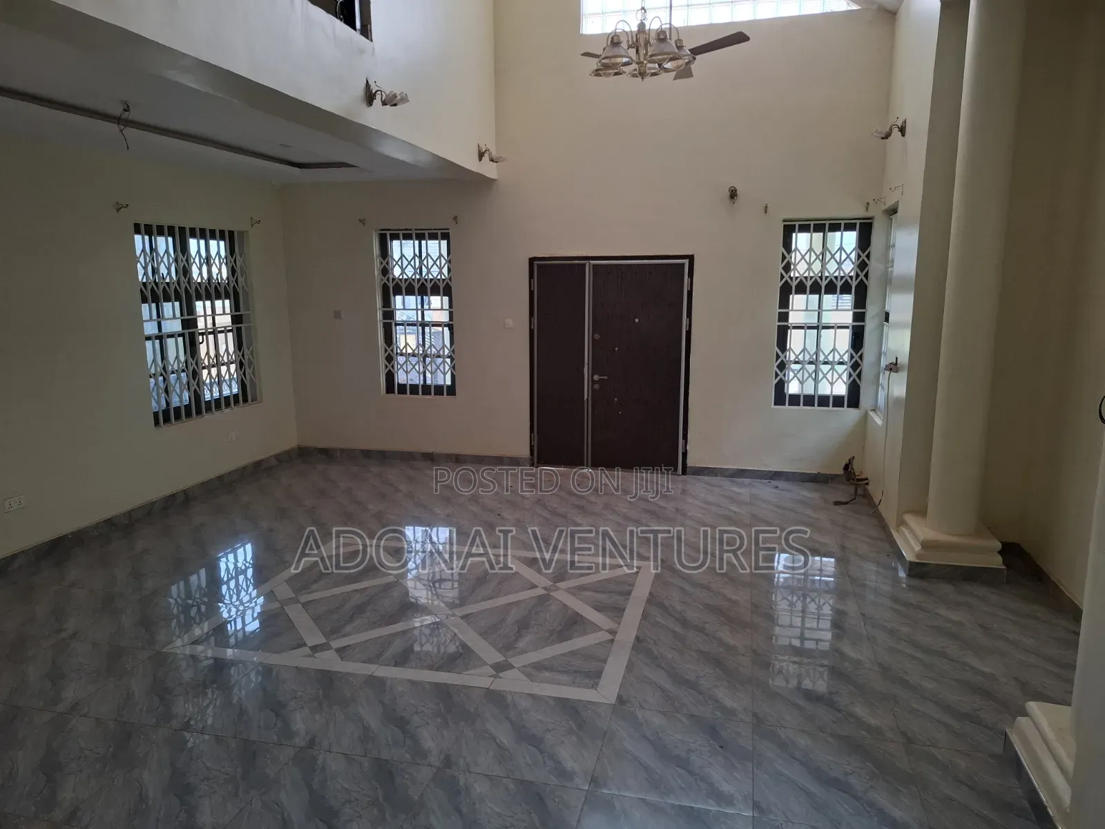 6bdrm House in Santasi Kokoben, Kumasi Metropolitan for rent