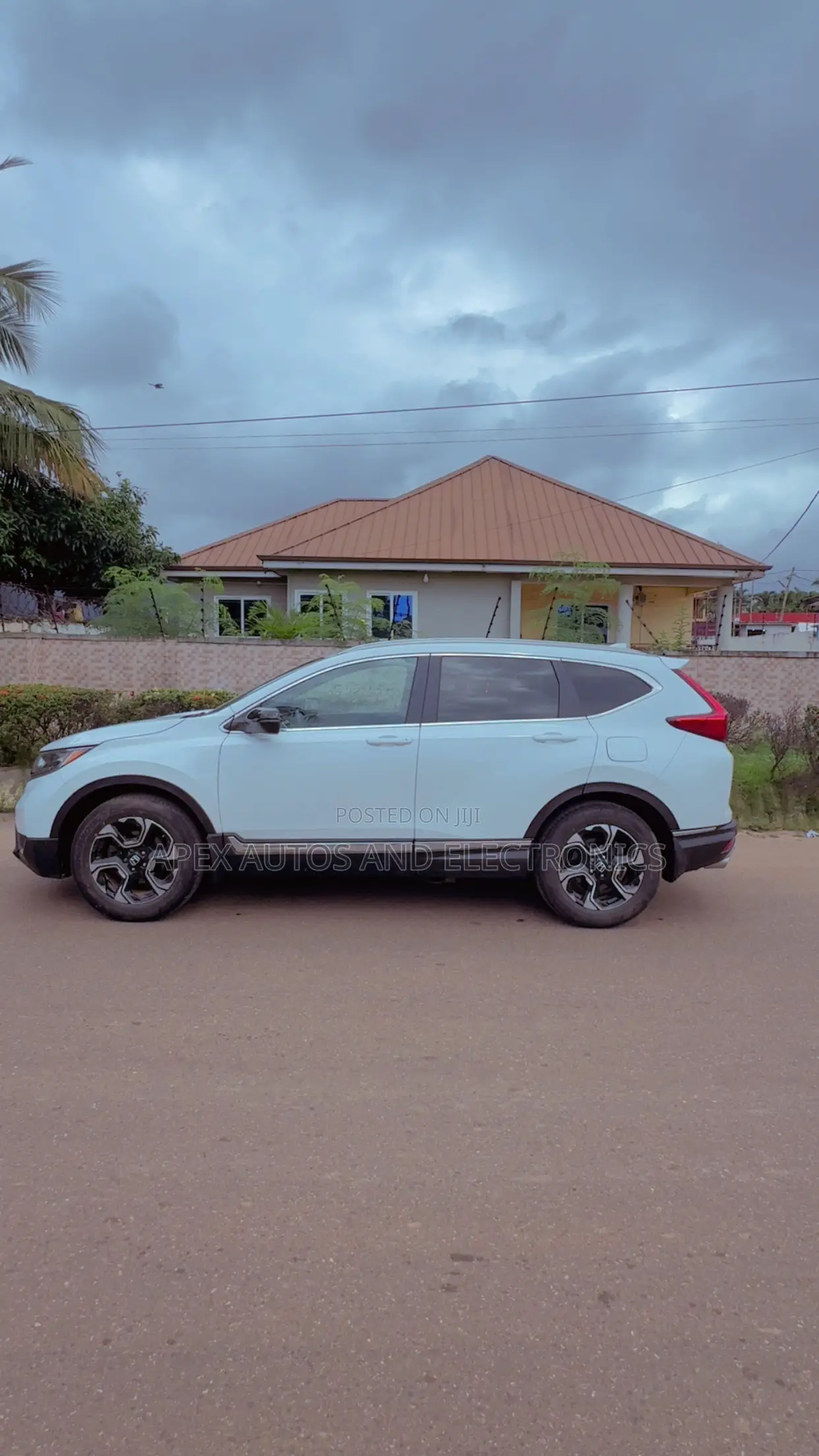 Honda CR-V Touring AWD 2019 White
