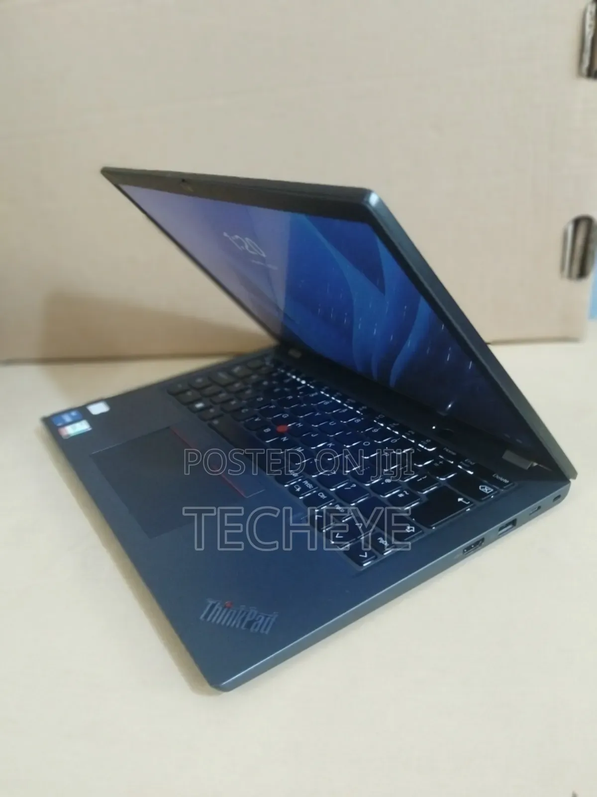 Laptop Lenovo ThinkPad L13 Yoga 8GB Intel Core i5 SSD 256GB