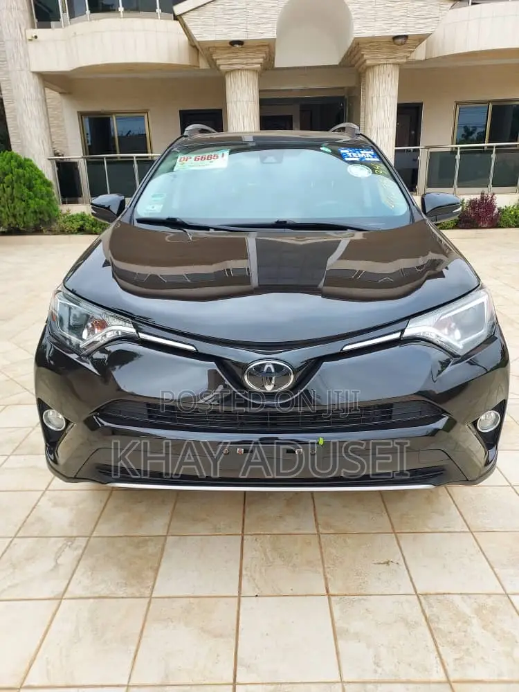 Toyota RAV4 XLE 4dr SUV AWD (2.5L 4cyl 6A) 2018 Black