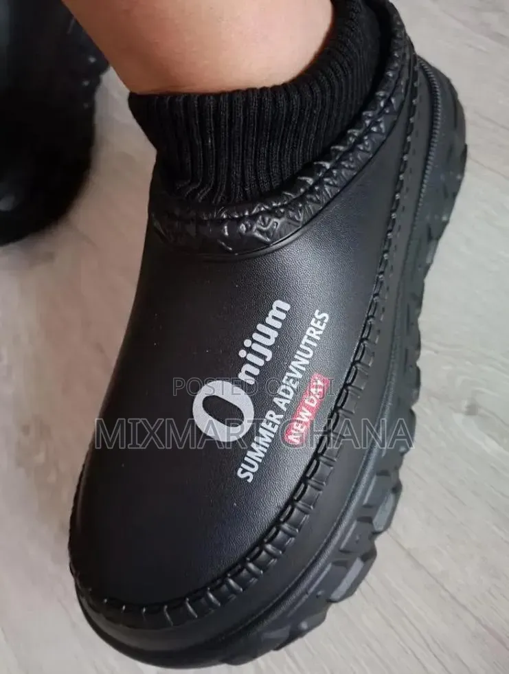 Unisex Thick Waterproof Warm Fashion Shoe
