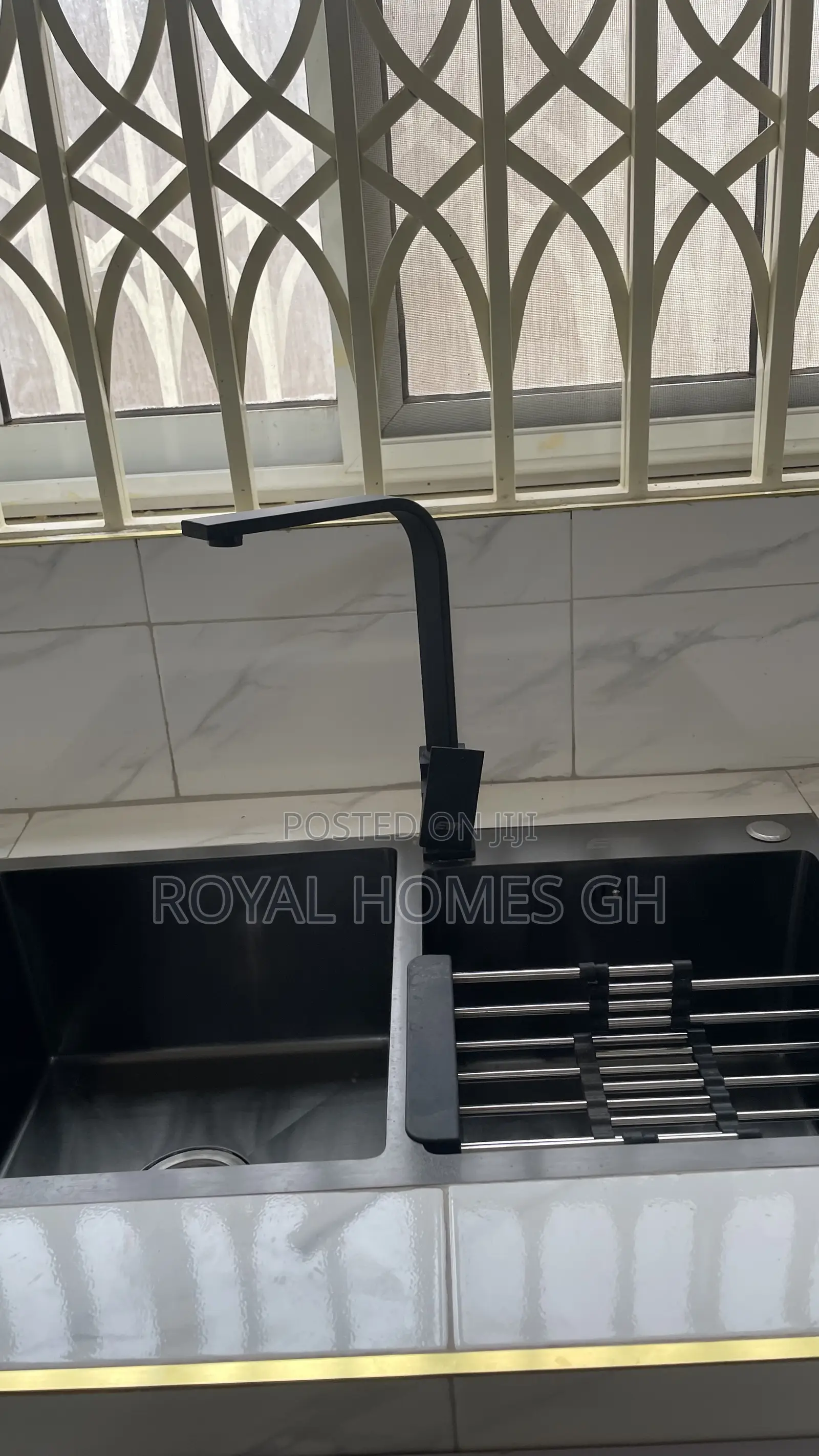 2bdrm Apartment in Royal Homes Gh, East Legon for rent