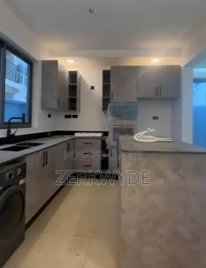 4bdrm House in East Legon, Tema Metropolitan for rent