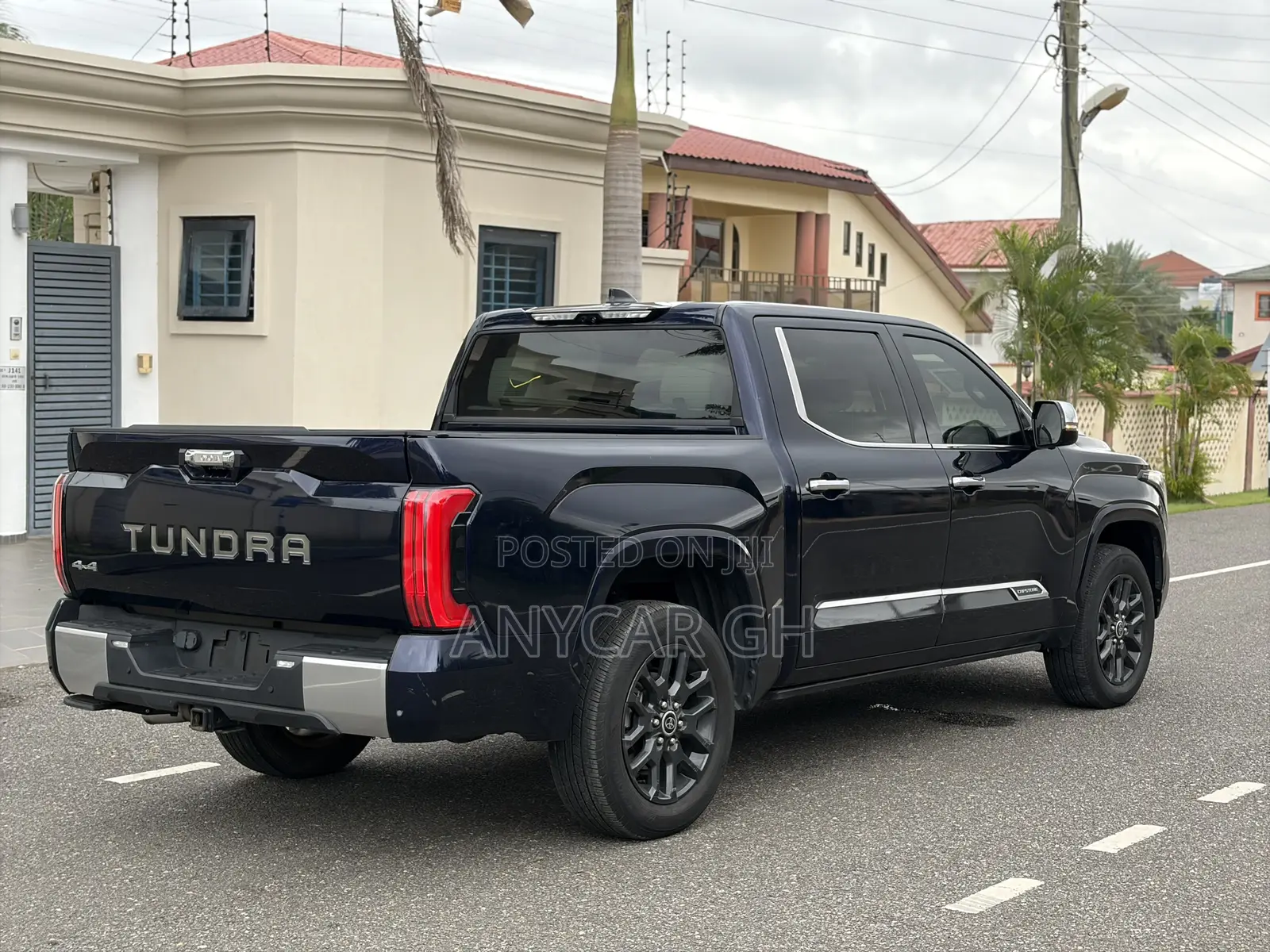 Toyota Tundra 2024 Blue
