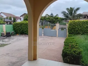 4bdrm House in Devtraco, Tema Metropolitan for rent