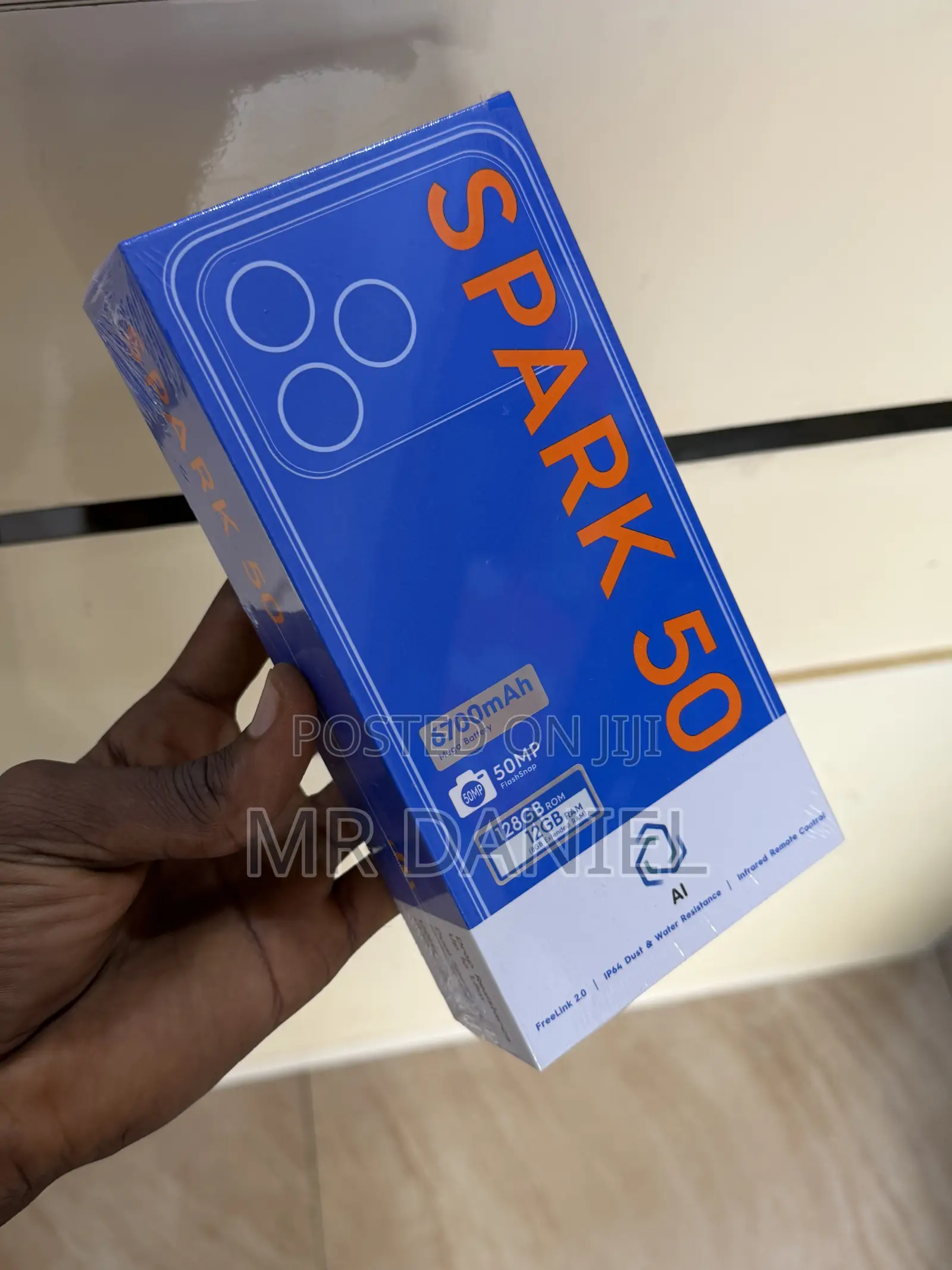 New Tecno Spark 50 128 GB Gray