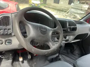 Ford Transit 1999 Red