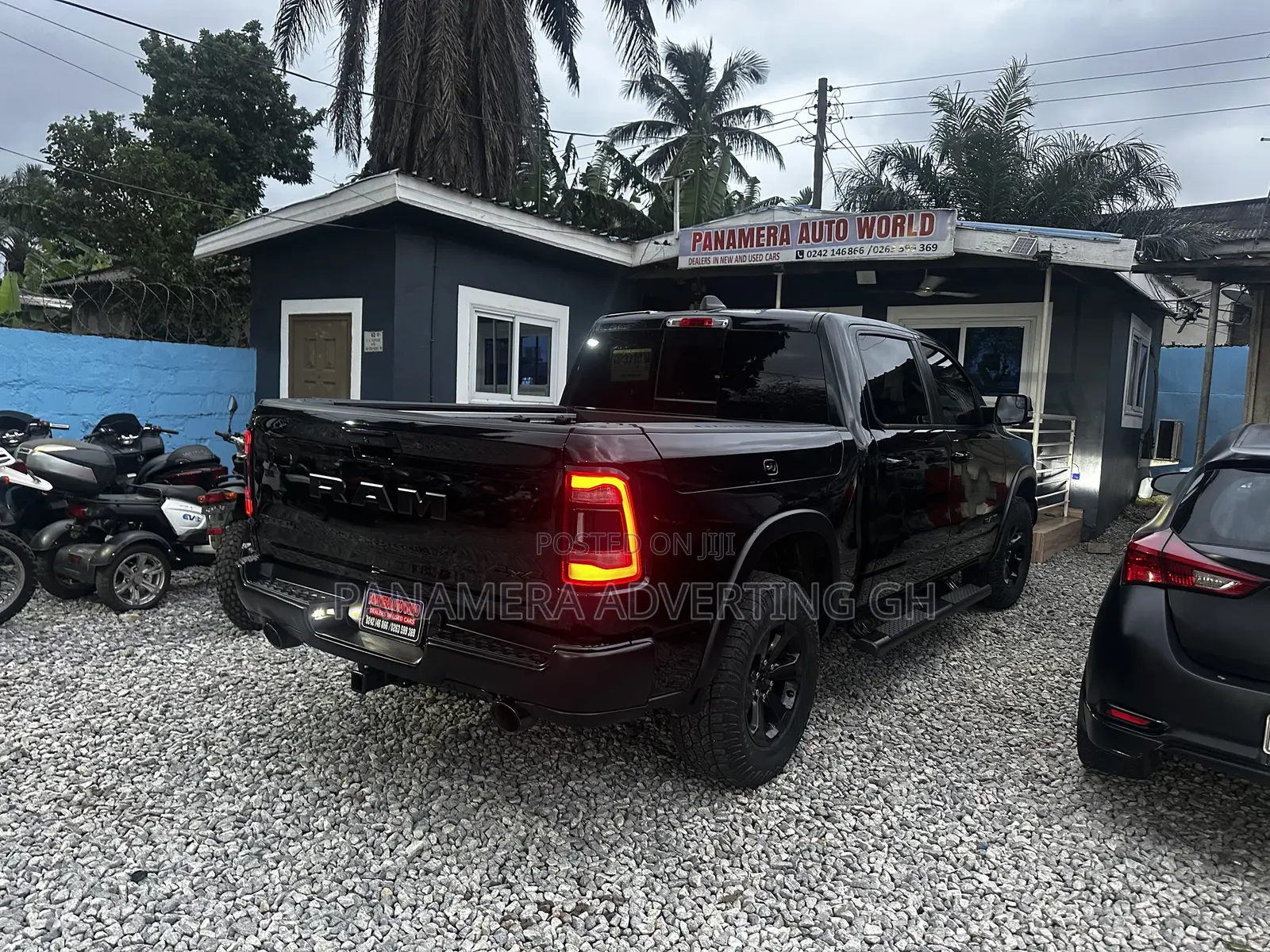 Dodge RAM 2022 Black