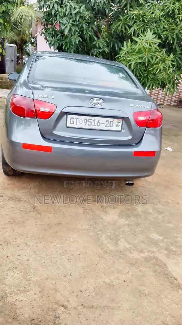 Hyundai Elantra 2010 Gray