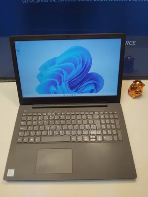 Laptop Lenovo V130-15IKB 8GB Intel Core i5 SSD 128GB