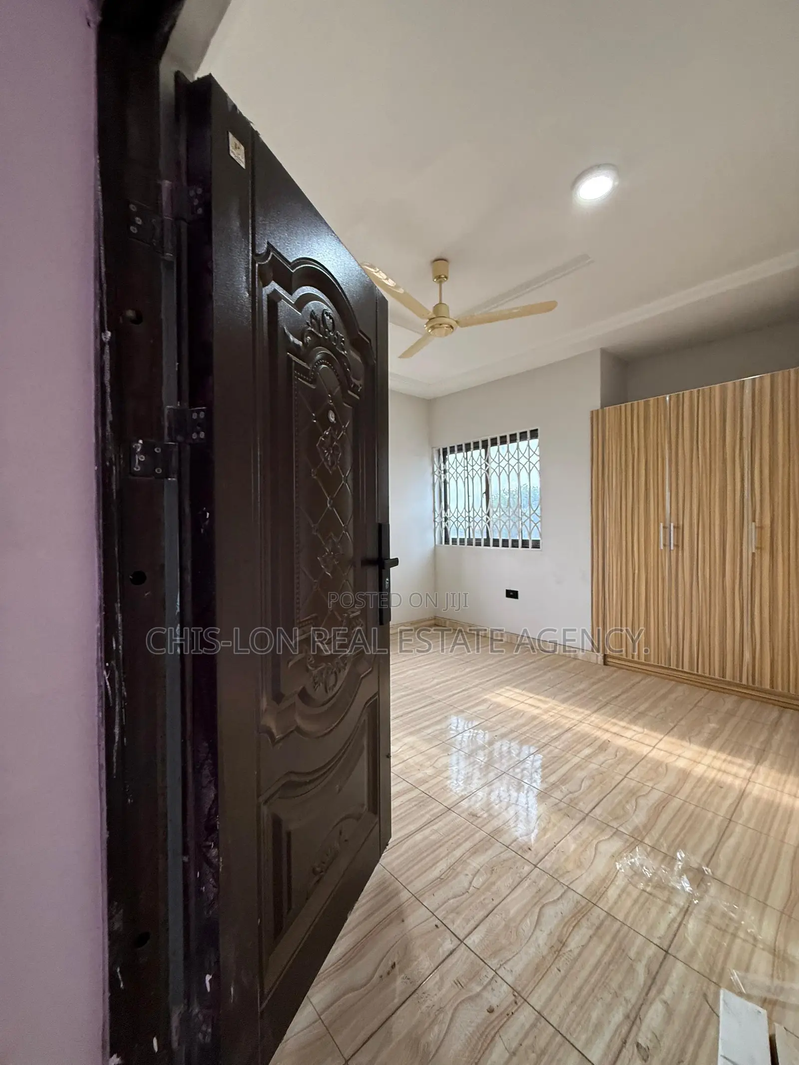 3bdrm Apartment in West Hills Mall Area for rent