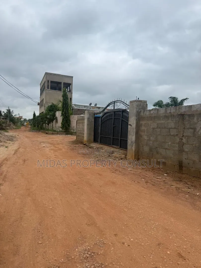 Titled 30x100ft Land for Sale at Amrahia
