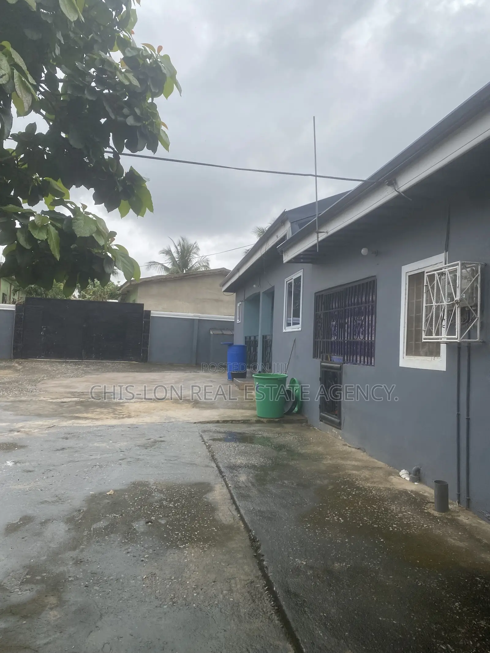 3bdrm Apartment in Kasoa Nurses, Adam Nana for rent