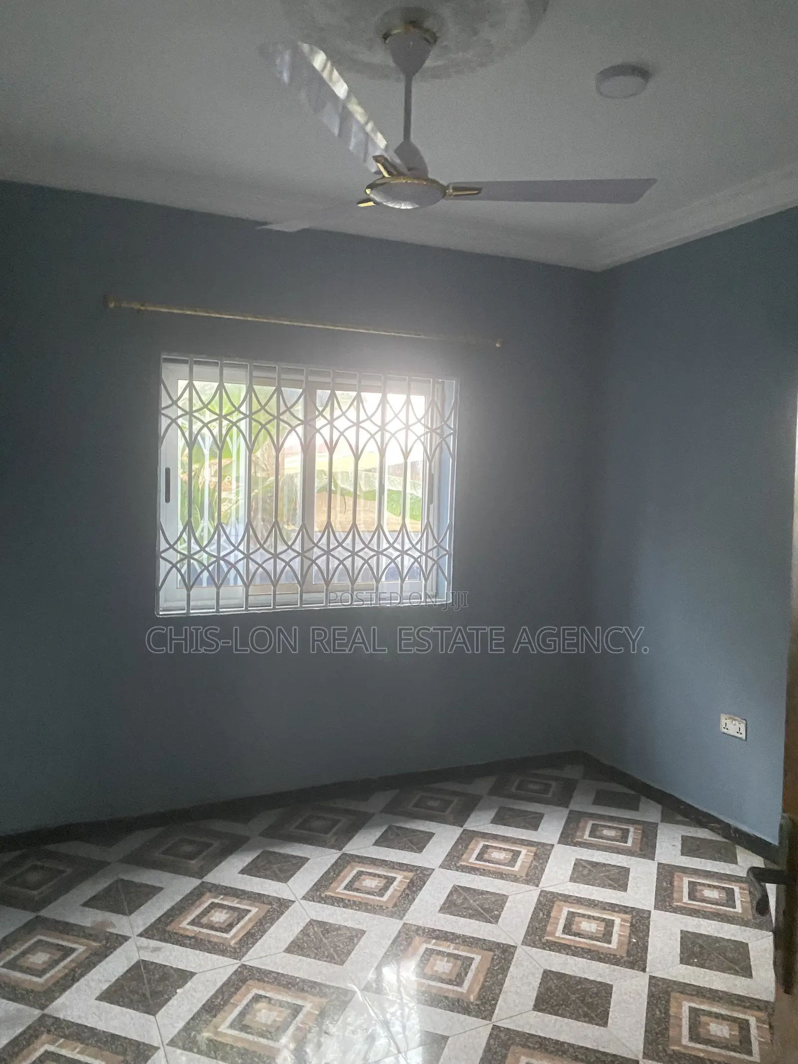 3bdrm Apartment in Kasoa Nurses, Adam Nana for rent