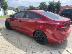 Hyundai Elantra Value Edition Sedan FWD (1.8L 4cyl 6A) 2016 Red