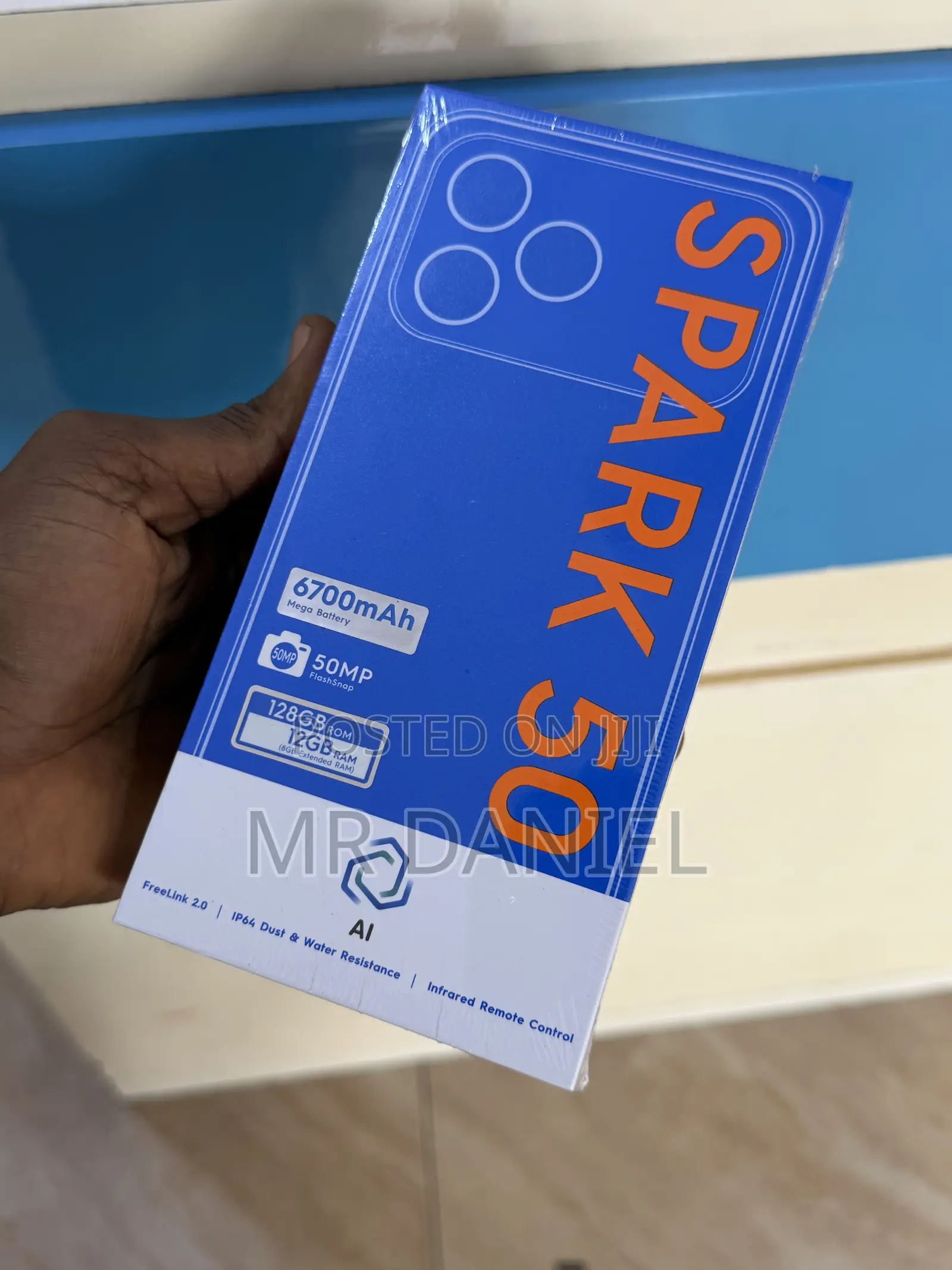 New Tecno Spark 50 128 GB Gold