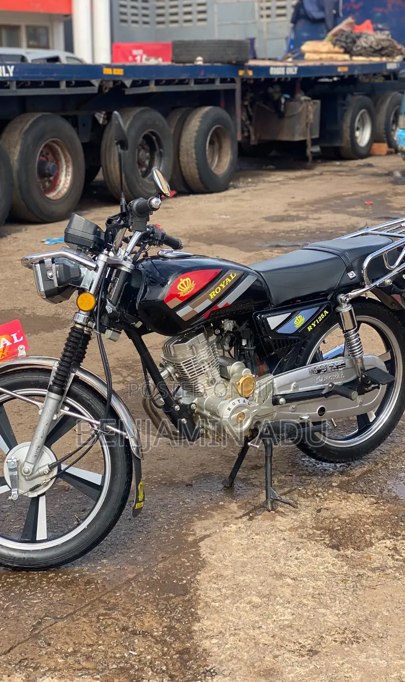 Royal Motorcycle 2025 Black