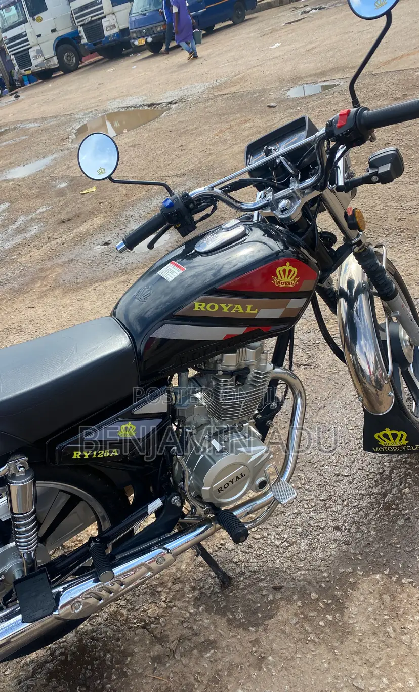 Royal Motorcycle 2025 Black