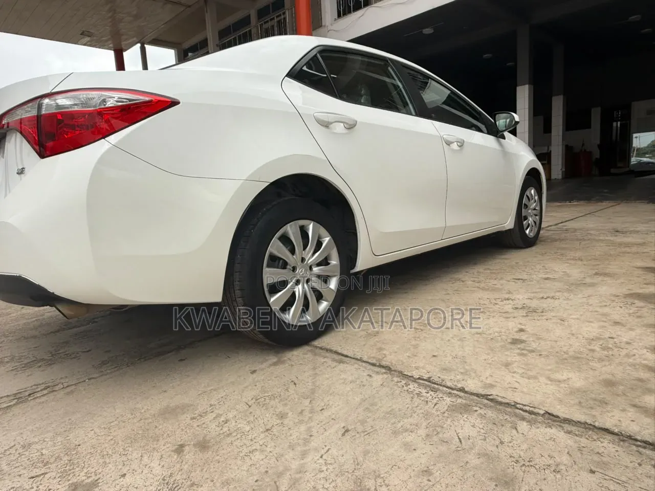 Toyota Corolla 2016 White