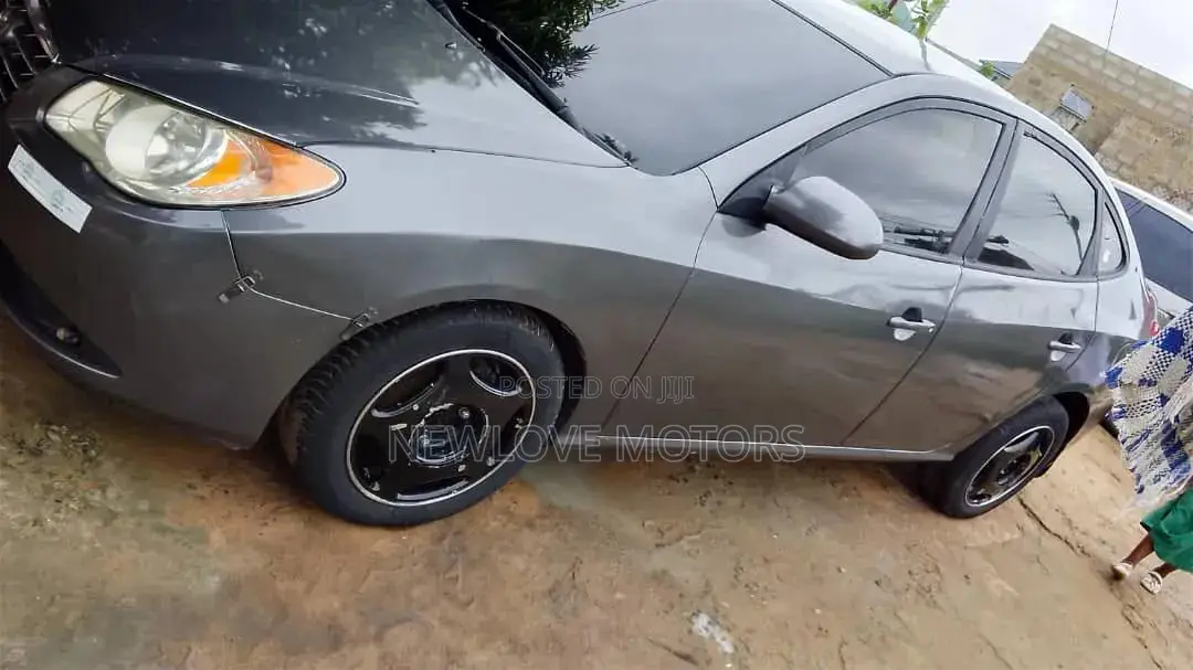 Hyundai Elantra 2010 Gray