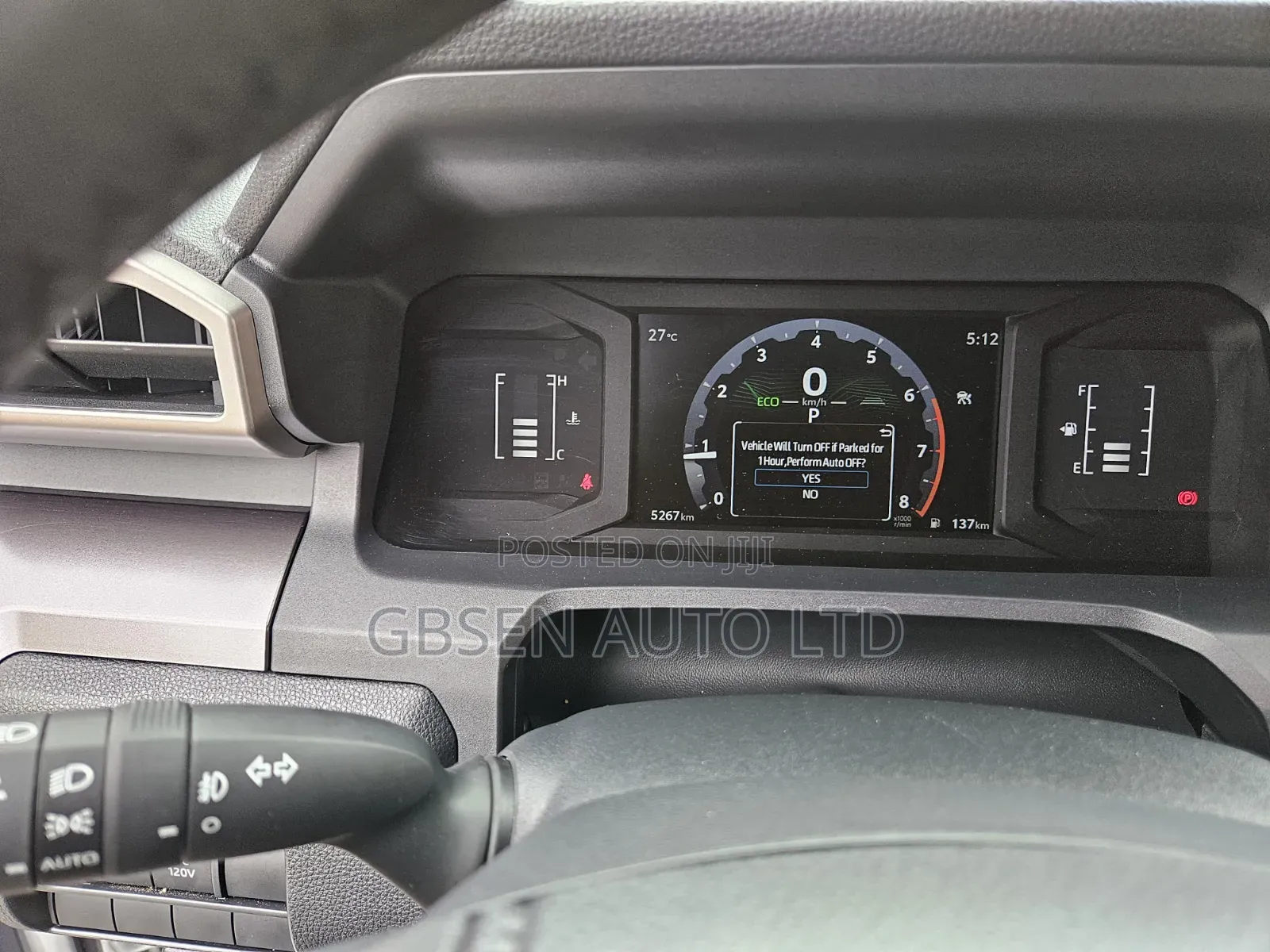 Toyota 4-Runner SR5 4WD 2025 White
