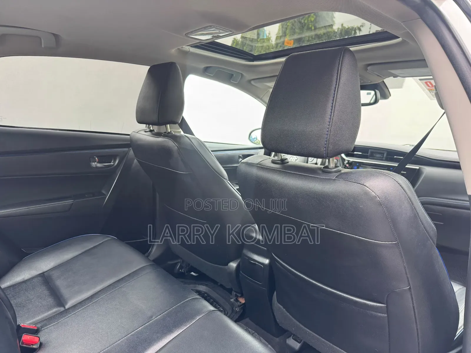 Toyota Corolla XSE 4dr Sedan (1.8L 4cyl CVT) 2017 White