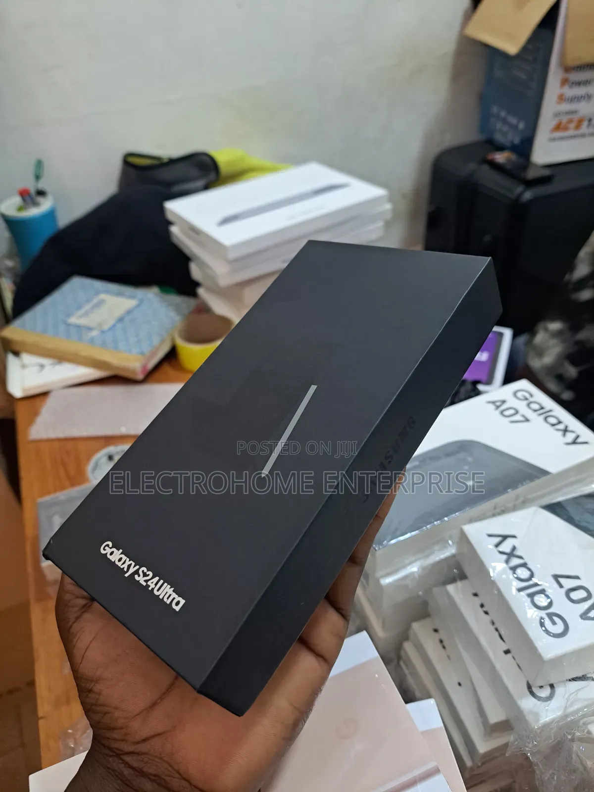 New Samsung Galaxy S24 Ultra 512 GB Black